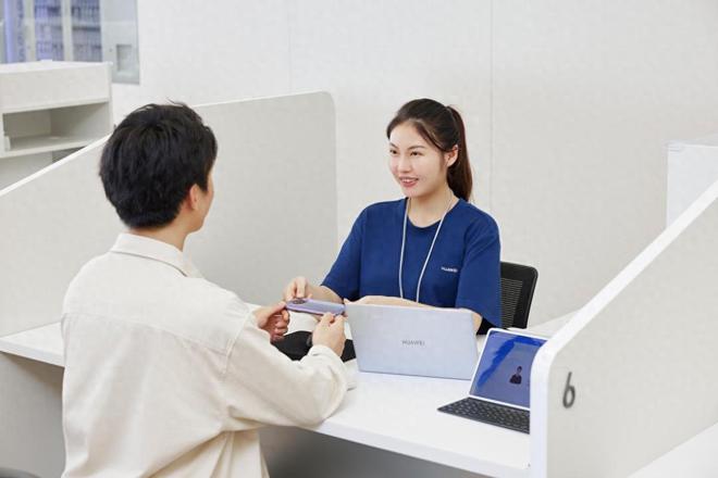务日活动全新升级持续传递关怀凯发k8登录新年新气象华为服(图2)