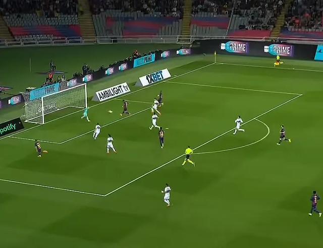 队徽表忠心拉师傅爆射终破心魔巴萨2分钟2连击亚马尔亲吻(图3)