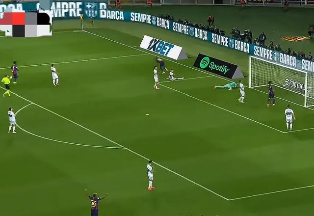 队徽表忠心拉师傅爆射终破心魔巴萨2分钟2连击亚马尔亲吻(图5)