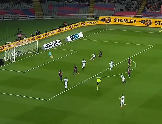 队徽表忠心拉师傅爆射终破心魔巴萨2分钟2连击亚马尔亲吻(图6)